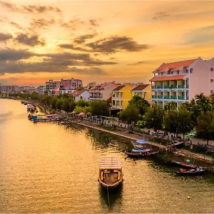 Lantana Riverside Boutique & Hoi An